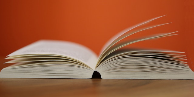 The seven best books for  awesome leaders